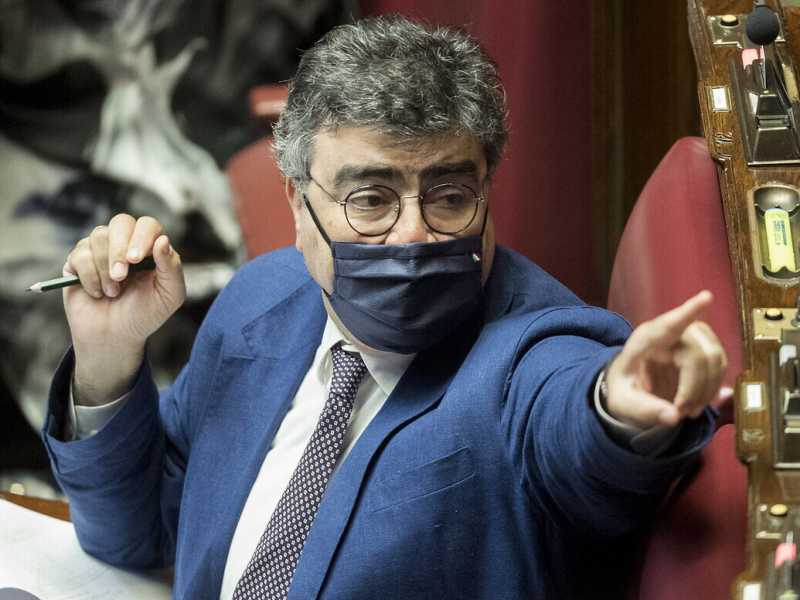 Emanuele Fiano ci spiega perché Conte e Di Maio non possono far finta di nulla, sulla questione cinese