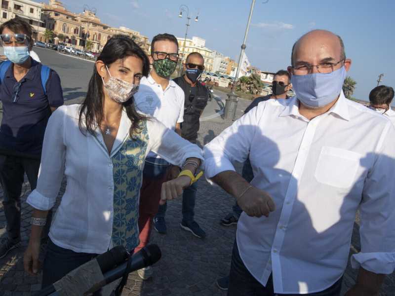 Dopo quasi due anni Raggi nomina il nuovo assessore ai rifiuti