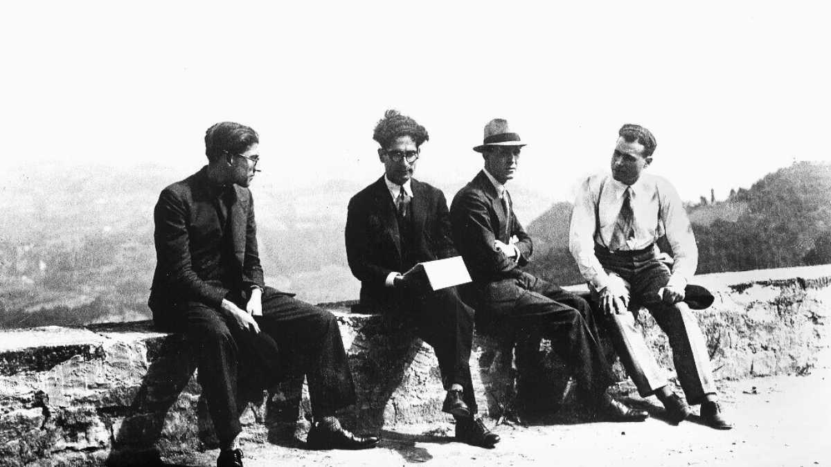 Immagine di Quei ragazzi geniali che fecero grande la Biblioteca europea di Frassinelli