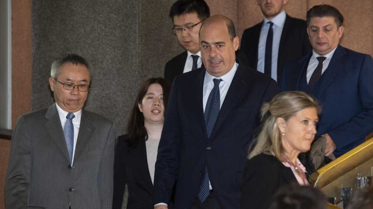 Immagine di Zingaretti al Foglio: "Bisogna pretendere assoluta chiarezza e verità”