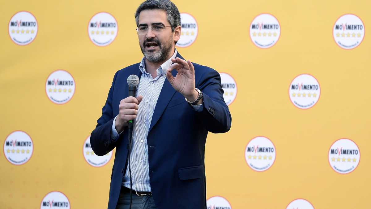 Immagine di Tu quoque, Fraccaro? Anche i grillini fanno a fette l’ideologia grillina