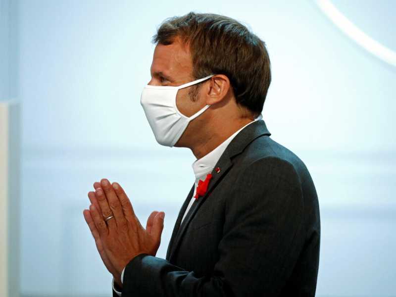Resilienza, chi? Un Macron da imparare a memoria