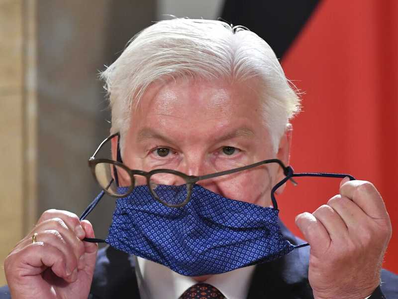 Gli smart glasses di Luxottica e i malanni della Lega