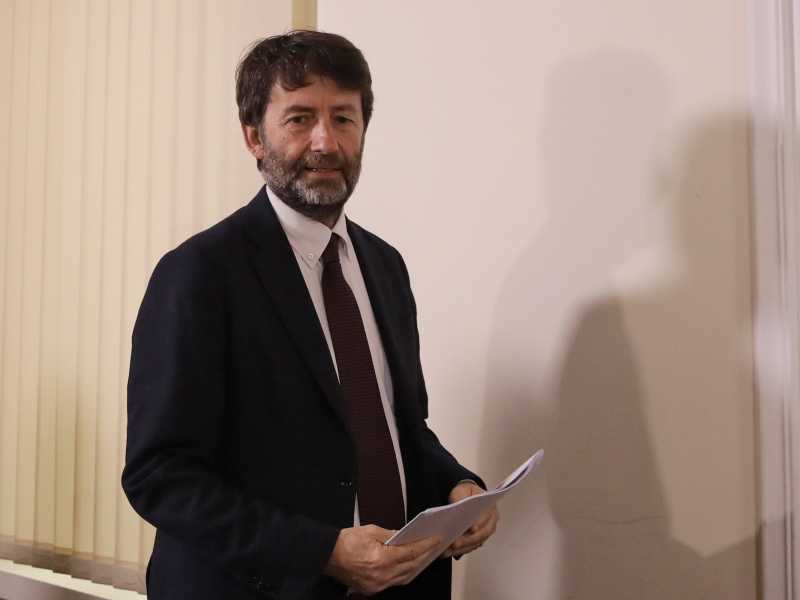 Come può ripartire il turismo? Che succederà nei musei? Parla Dario Franceschini