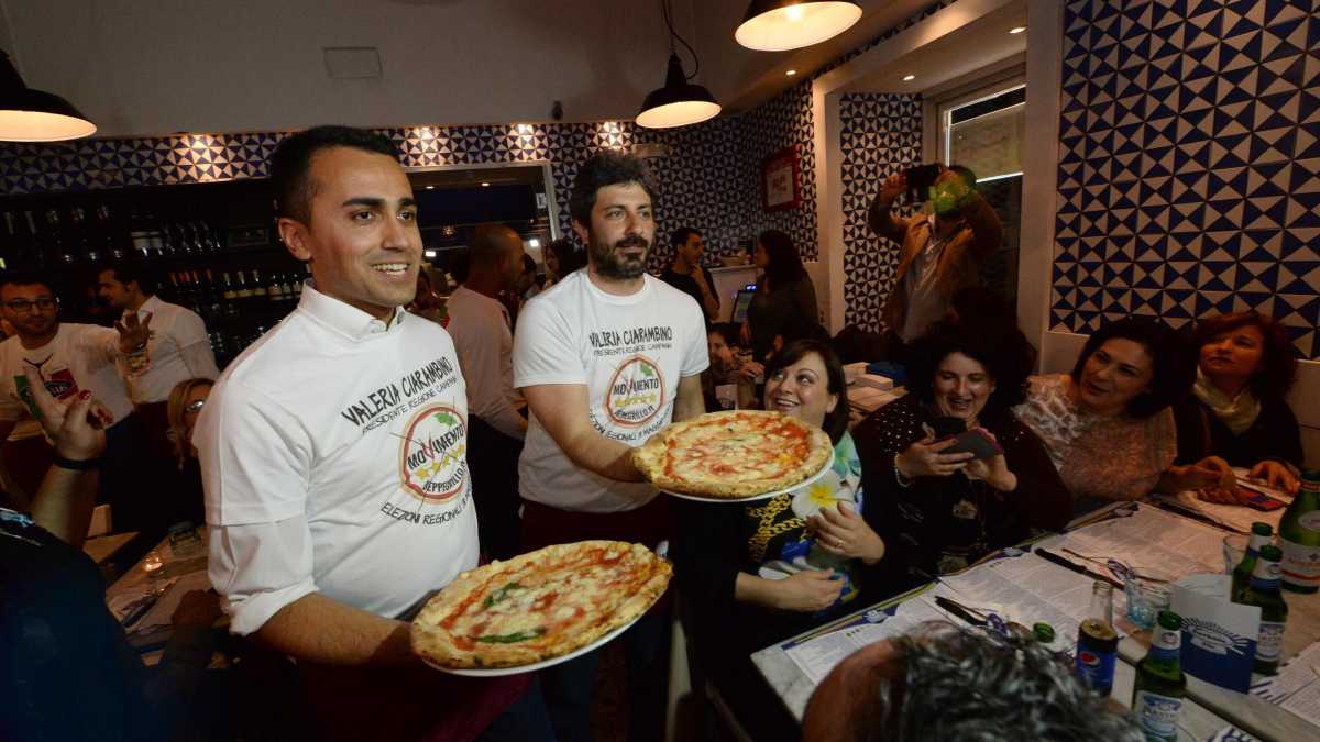 Immagine di In pizzeria nasce il nuovo direttorio M5S