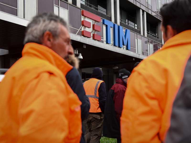Tutti i problemi della rete unica con l’Antitrust (e non solo)