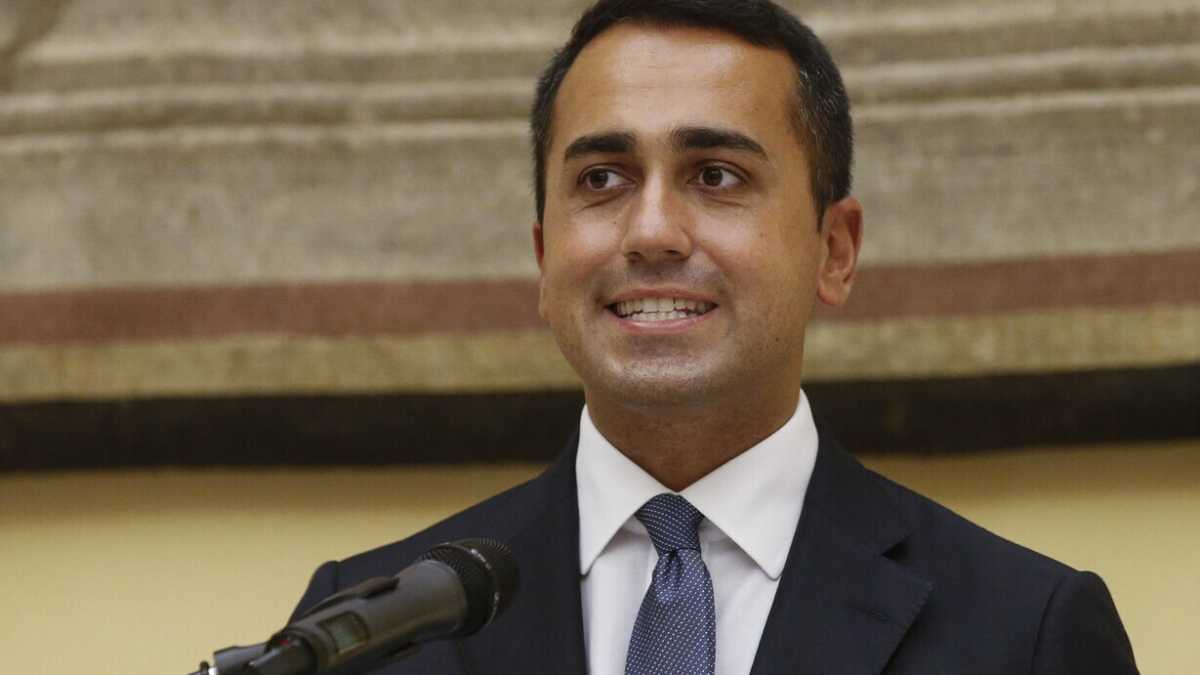 Immagine di Di Maio s'attacca al referendum per nascondere il tracollo del M5s