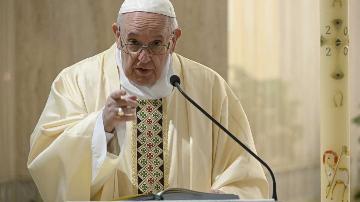 Immagine di Il siluro del Papa contro l'eutanasia "crimine malvagio"