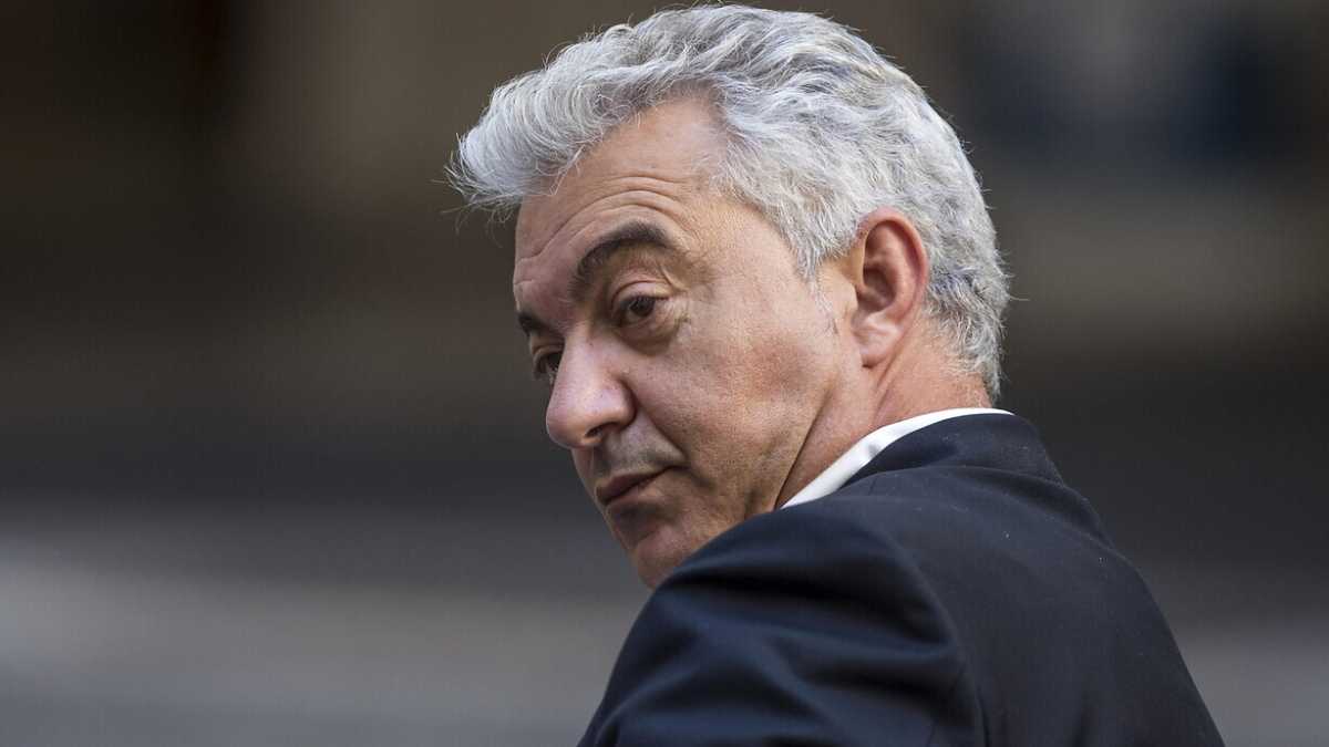 Immagine di Caro Arcuri, siamo indietro di 600 mila banchi. Lo dice il capo dei presidi italiani