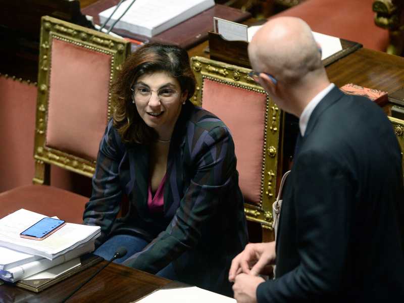 Dopo Cottarelli arriva Laura Castelli. E non lo dice lei, ma lo ha deciso il governo