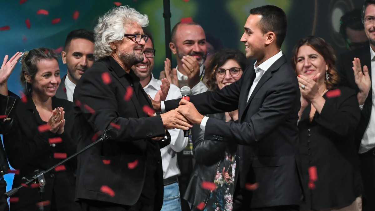 Immagine di Tre anni fa l'incoronazione di Di Maio: il capo è ancora lui, ma il M5s non c'è più