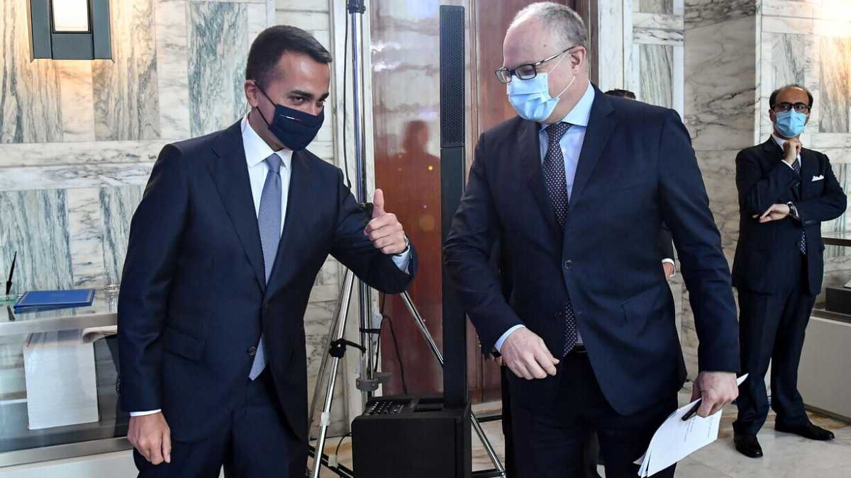 Immagine di Clamoroso! Il governo ha già promosso il Mes (con i voti del M5s)