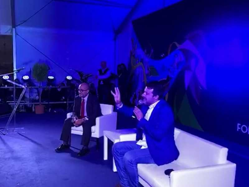 Salvini a Formello nonostante la febbre. "Il medico mi ha detto di andare a casa, ma ci tenevo troppo a essere qua"