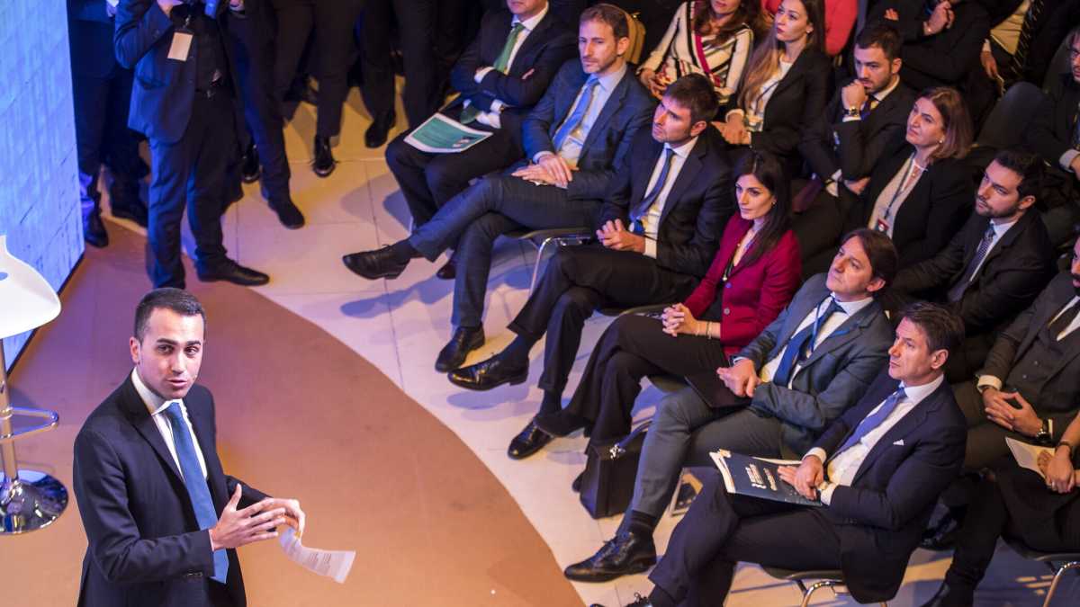 Immagine di Tridico, Appendino e Parisi. I disastri anti casta del M5s spiegati con tre nemesi