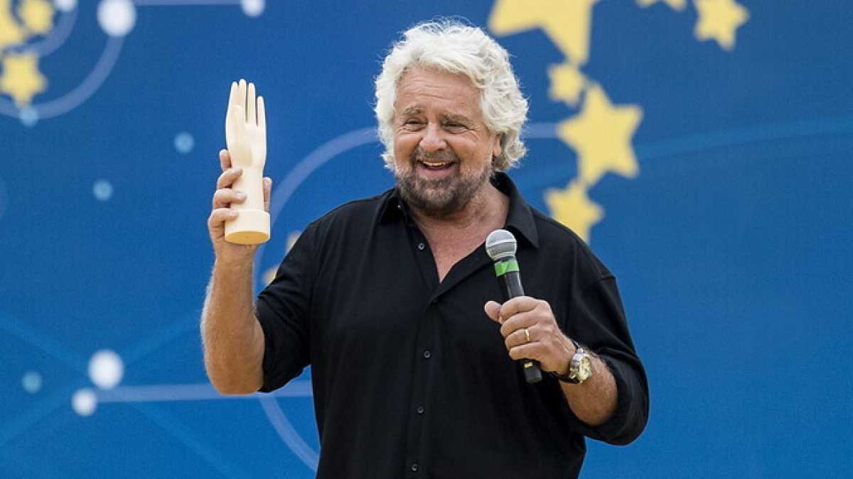 Immagine di Il M5s vale quanto la pietra pomice di Grillo