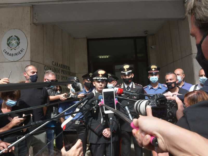 Che cosa ci insegna il duplice omicidio di Lecce? Niente. Allora non ci resta che descriverlo