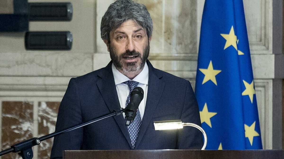 Immagine di Cosa non ha compreso Roberto Fico del Mes e del Recovery fund