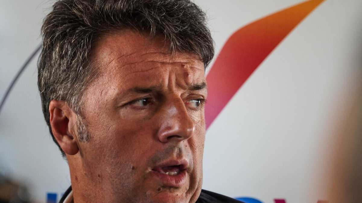 Immagine di Renzi perde un pezzo: alla Camera Carè lascia Iv e torna nel Pd