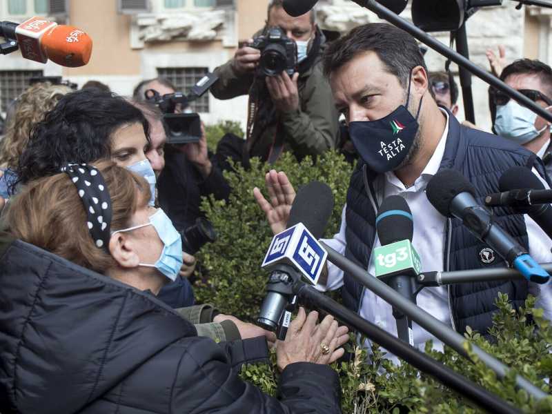 Così Catania diventa il palcoscenico del processo a Salvini