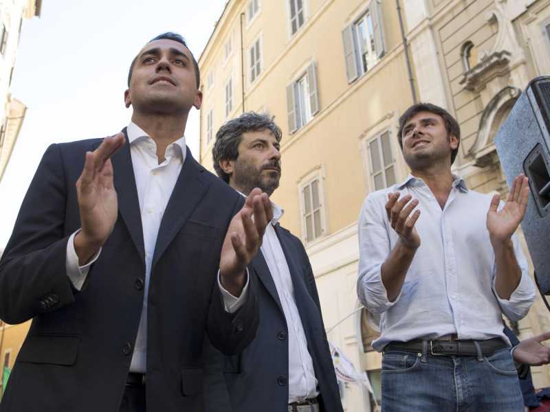M5s, tutti contro tutti. I peones ai big: niente terzo mandato, il futuro siamo noi