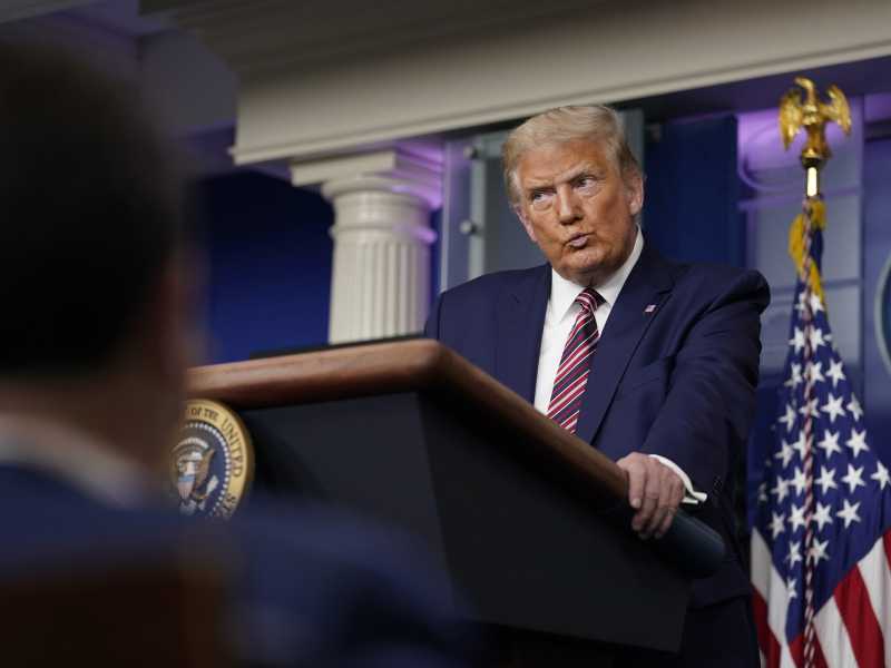 Cosa ci dice dell’America di oggi il rapporto di Trump con il Covid-19