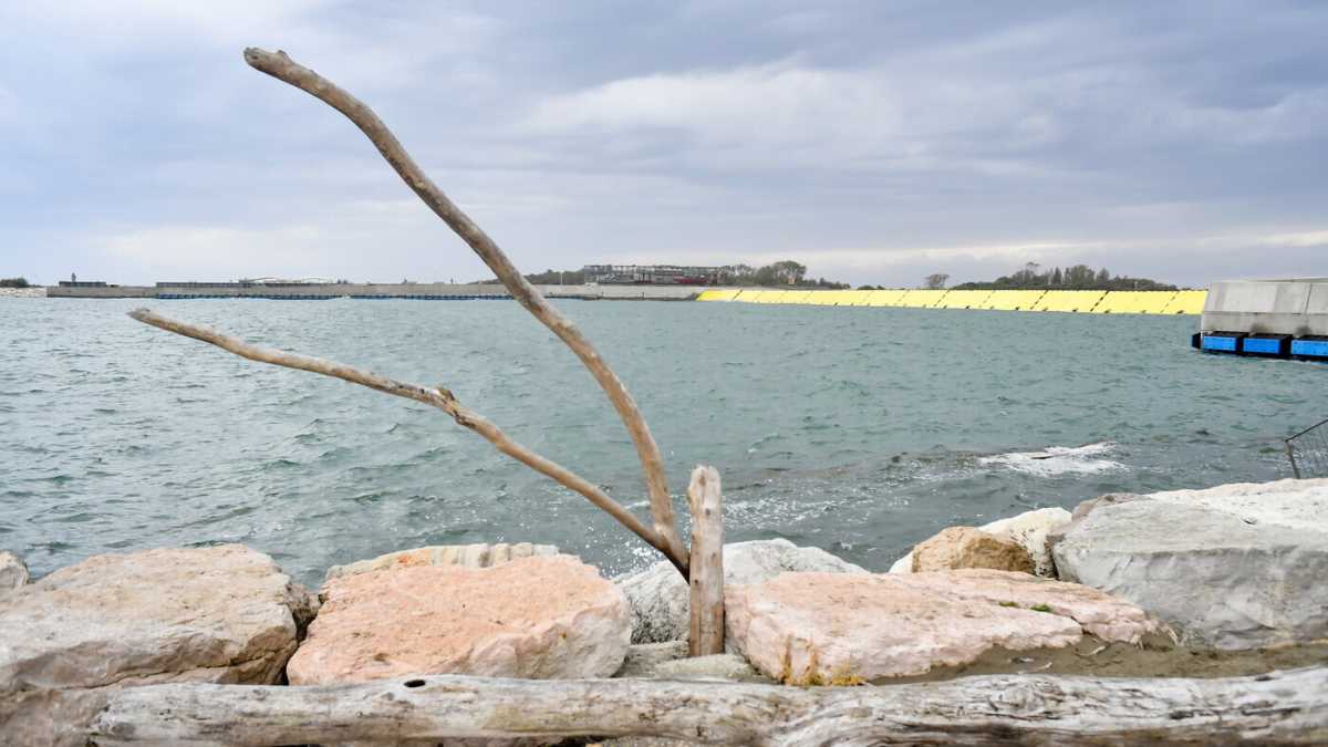 Immagine di Da scandalo a orgoglio italiano. Il Mose salverà Venezia
