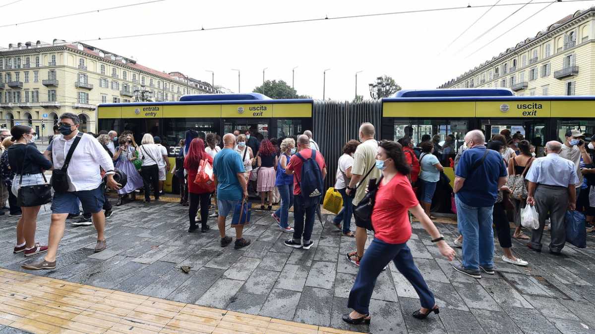 Immagine di Dopo tanto parlare il trasporto locale è ancora un problema per il virus