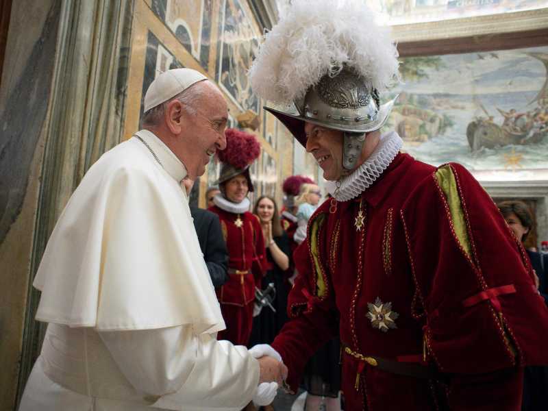 Il Papa chiude una volta per tutte l’eterno dibattito sulla guerra giusta