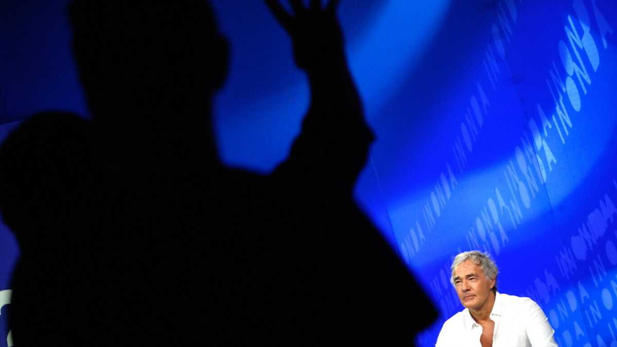 Immagine di Il Roma show. Giletti, Porro, Sangiuliano, Sgarbi. Le primarie telecomando della destra