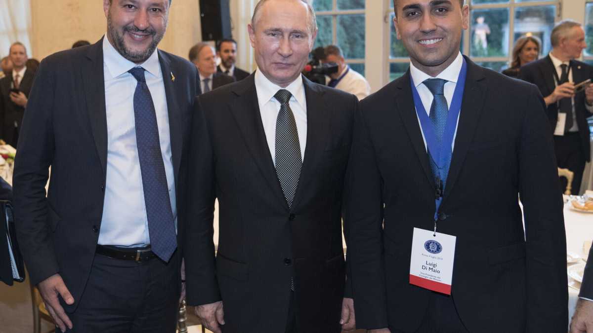 Immagine di Contrordine populisti, basta con Putin