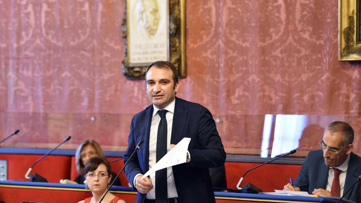 Immagine di Stefano Lo Russo si candida alle primarie a Torino