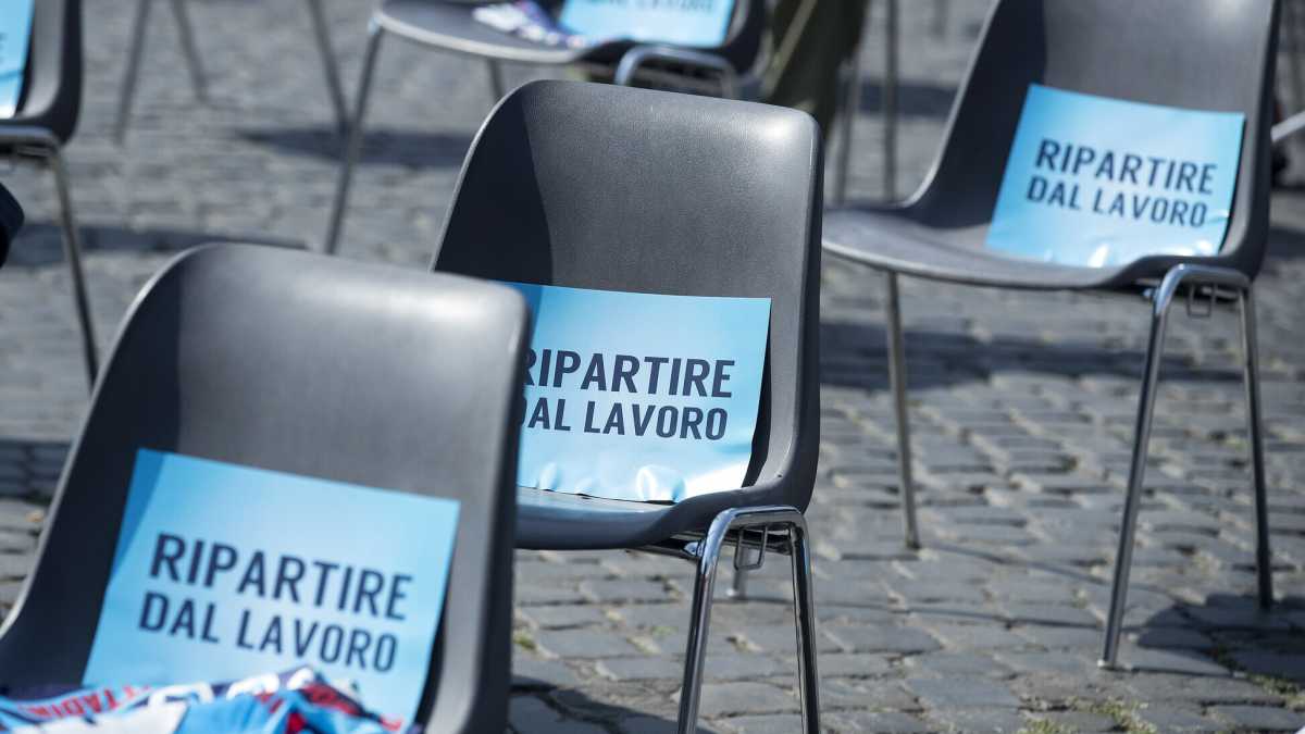 Immagine di Il costo del blocco dei licenziamenti