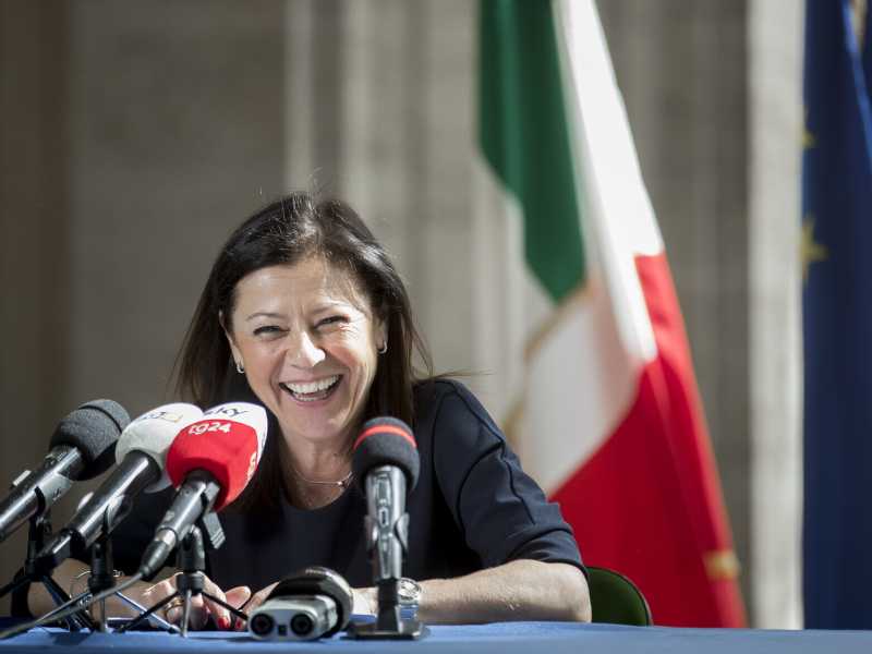 La ministra delle Infrastrutture interne ed estere