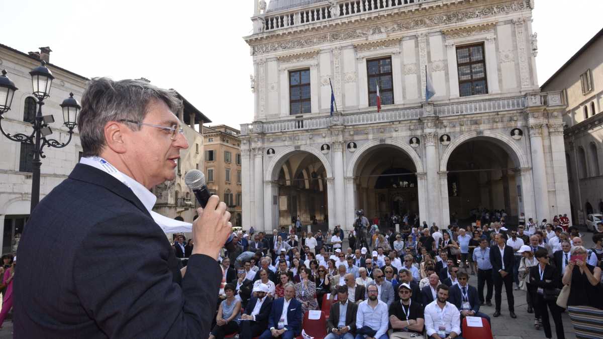 Immagine di Del Bono, sindaco Pd di Brescia: "Dpcm raffazzonato. Poteri chiari e Mes subito"