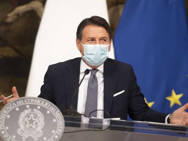 Due settimane per non chiudere l’Italia