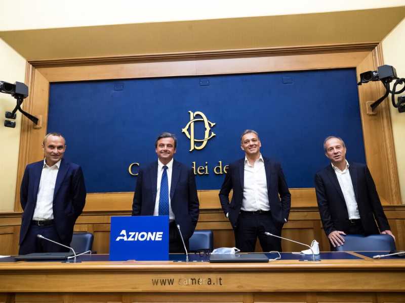"Il Pd è ridicolo con Calenda: scelga. A Roma guardiamo anche a Forza Italia"