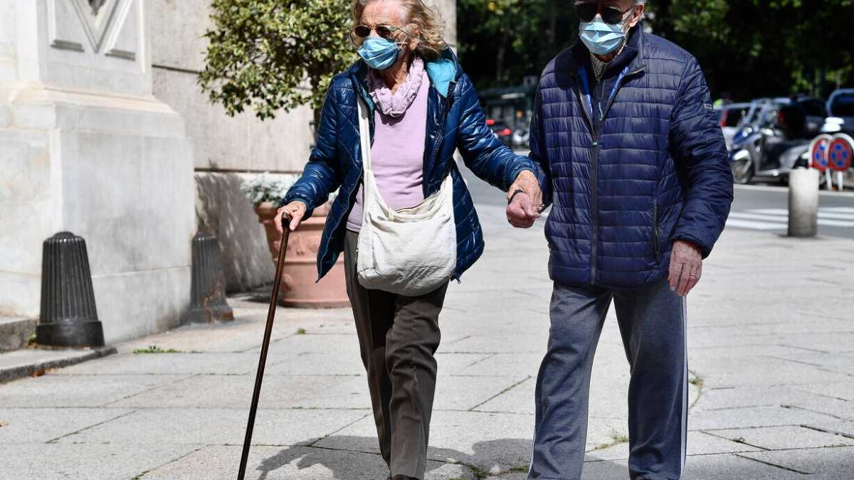 Immagine di Over 65 in lockdown e #nessunoincontrinessuno. Appello di Bergamo a Milano