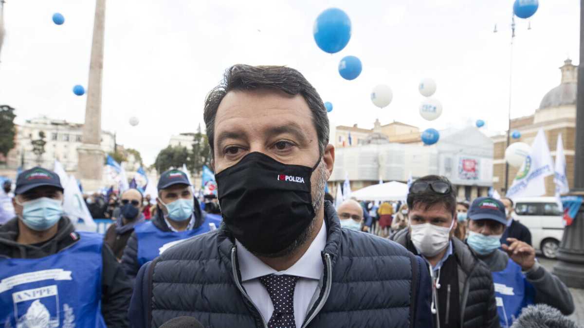 Immagine di La pandemia a Milano scompiglia i piani di Salvini