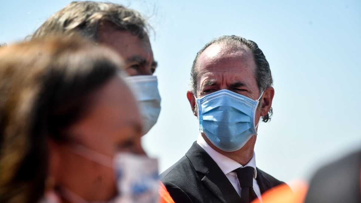 Immagine di Una proposta anti virus: copiare Zaia con i tamponi 24 ore su 24