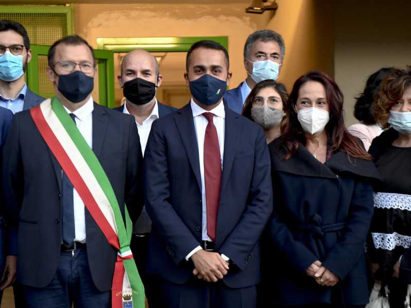 Ora il M5s sdogana anche i condannati nelle giunte a cinque stelle