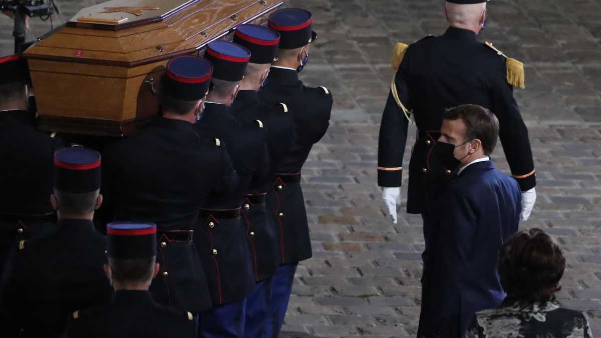 Immagine di Venduto per trenta denari. Samuel Paty e il volto della Repubblica