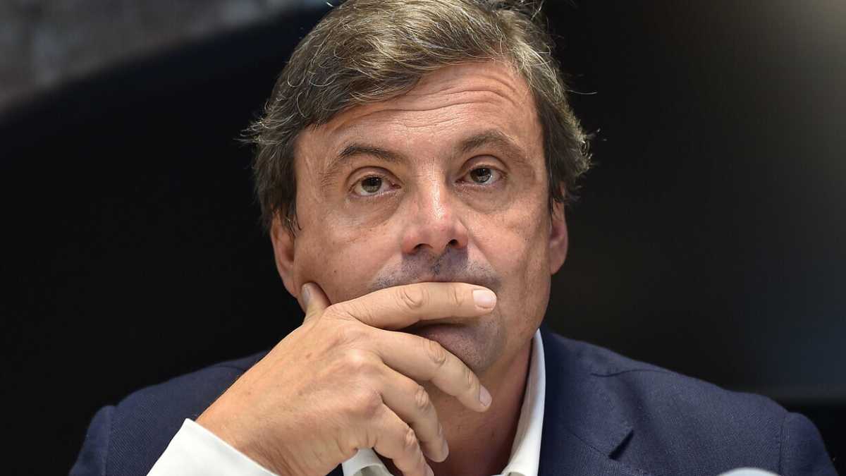 Immagine di I 7 (candidati) nani del Pd commentano Calenda. “Vada in giro e si confronti”