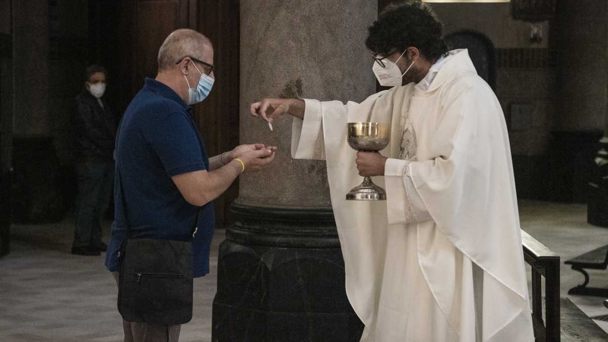 Immagine di Come un tampone in chiesa