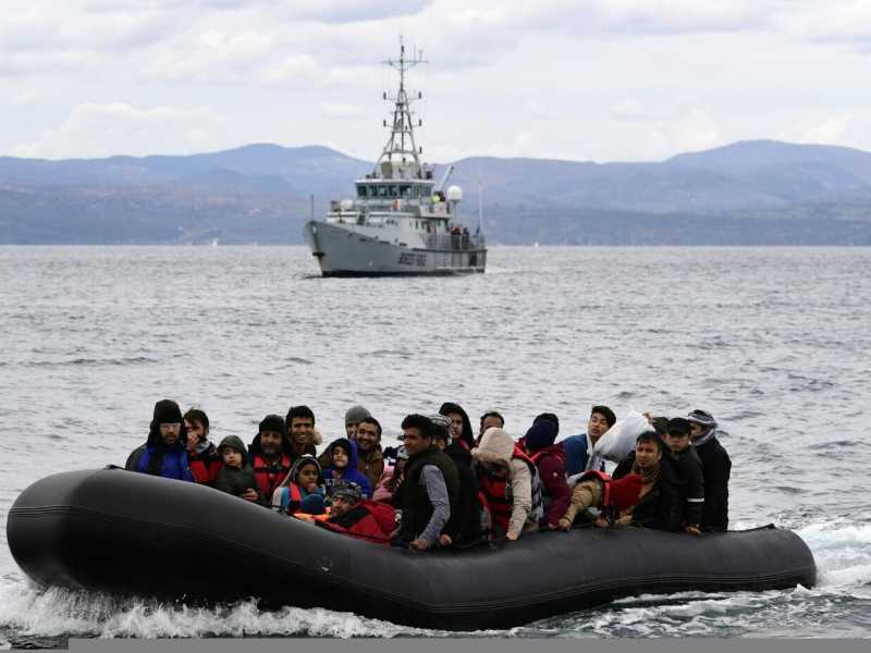 Un'inchiesta su Frontex, l'agenzia Ue che nessuno controlla