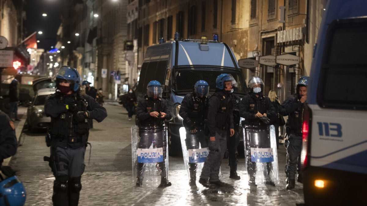 Immagine di "Scontri in piazza, non serve l'esercito. Ora da Salvini e Meloni serve buonsenso"