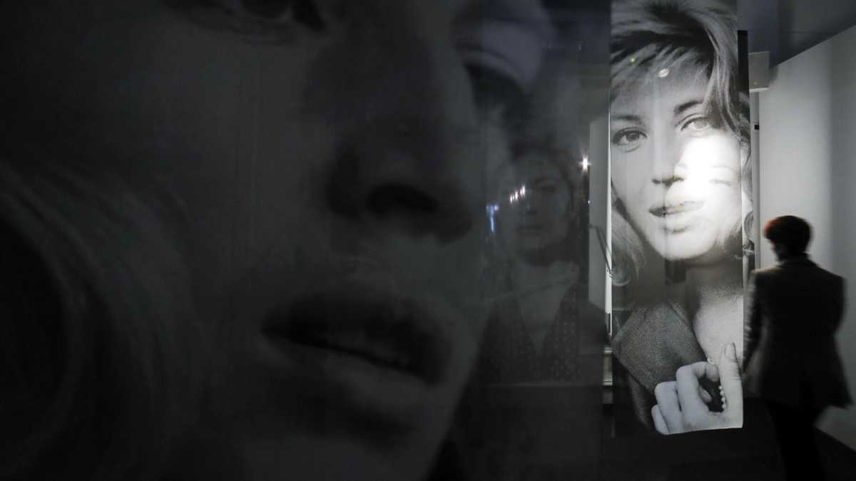 Immagine di Una, nessuna e 47 Monica Vitti: i personaggi della “fatalona comica”, raccontati