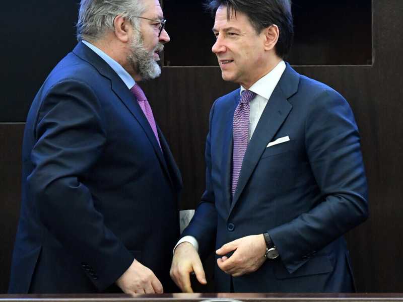 Volpi (Copasir): "Le rivolte si fermano coinvolgendo tutto il parlamento: basta dpcm"