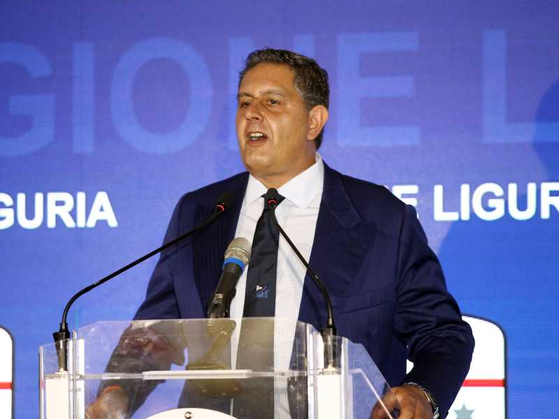 Toti: "Pronto a esercitare i poteri e a chiudere città. La destra eviti la rissa"