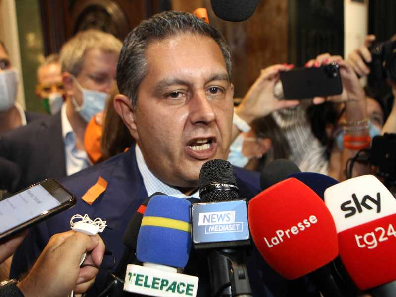 La triste verità sulle parole di Giovanni Toti
