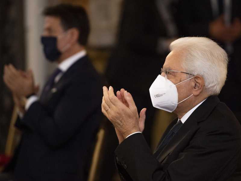 Covid, Mattarella in campo con regioni e centrodestra: diventa il supplente di Conte